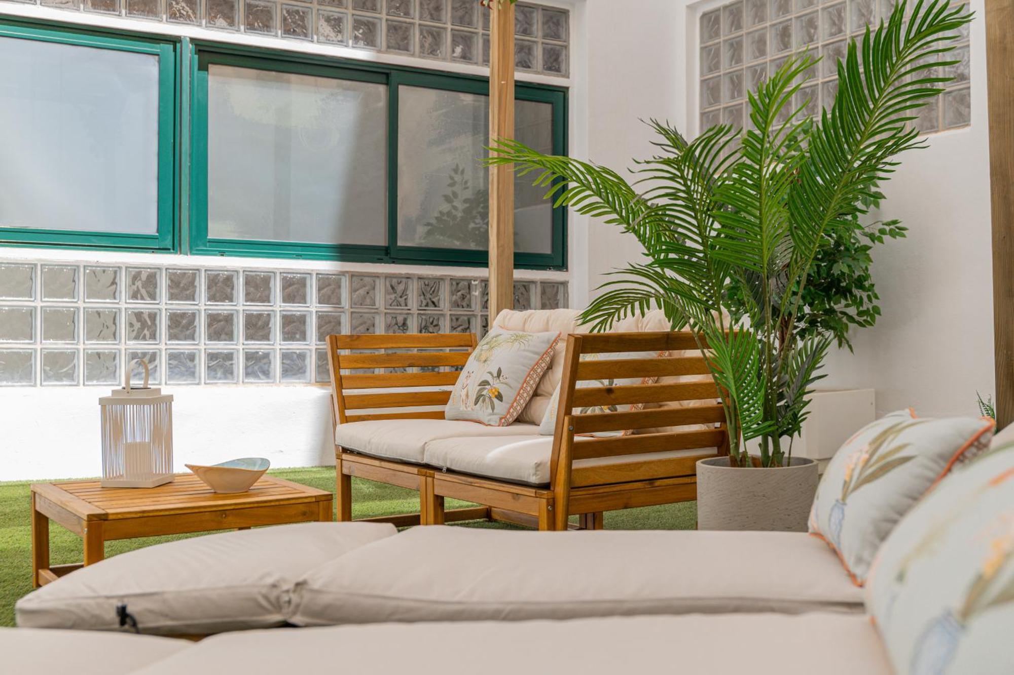 Appartement C30 Deluxe Studio With Terrace Into Cathedral Square à Málaga Extérieur photo