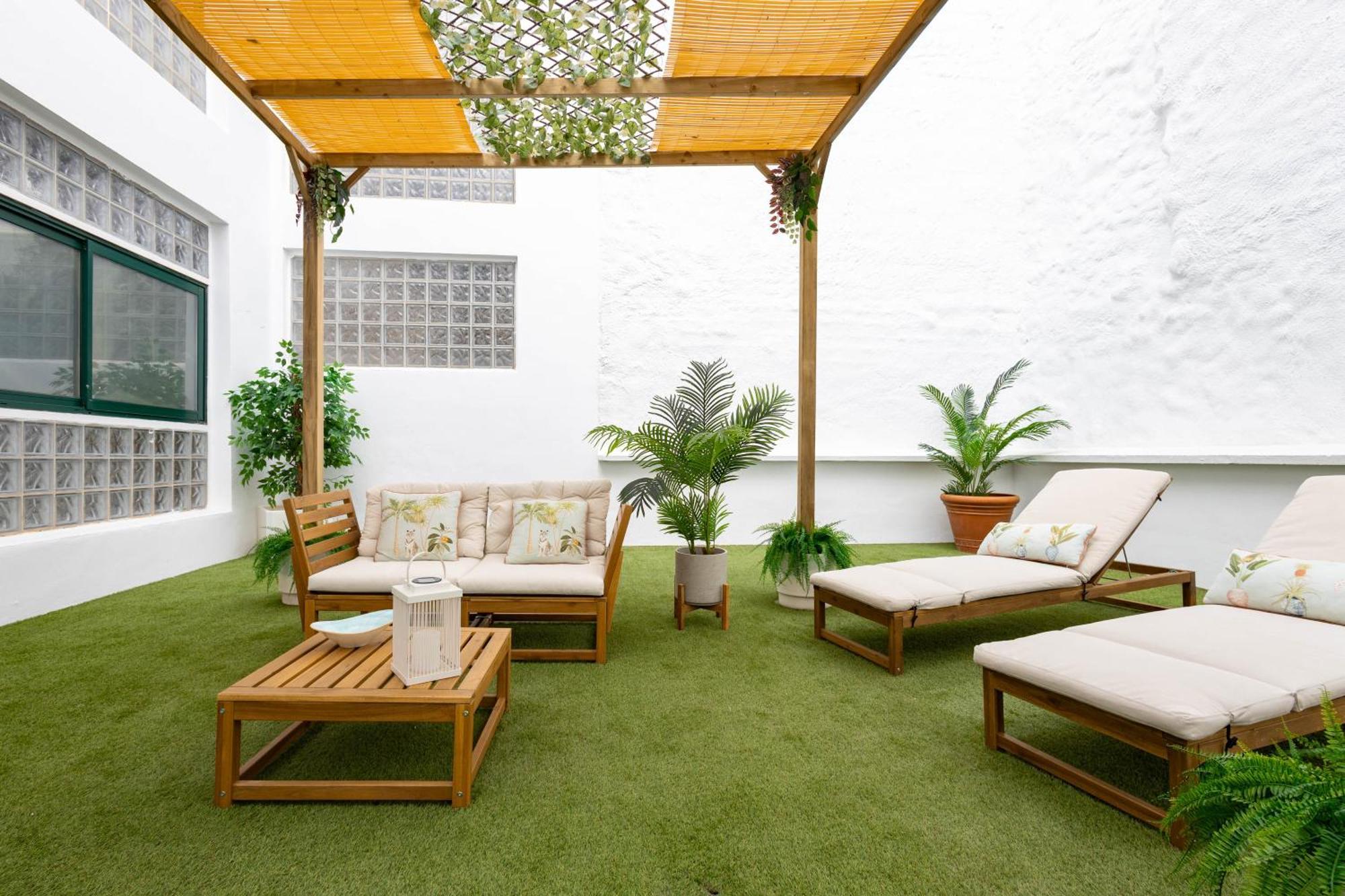 Appartement C30 Deluxe Studio With Terrace Into Cathedral Square à Málaga Extérieur photo